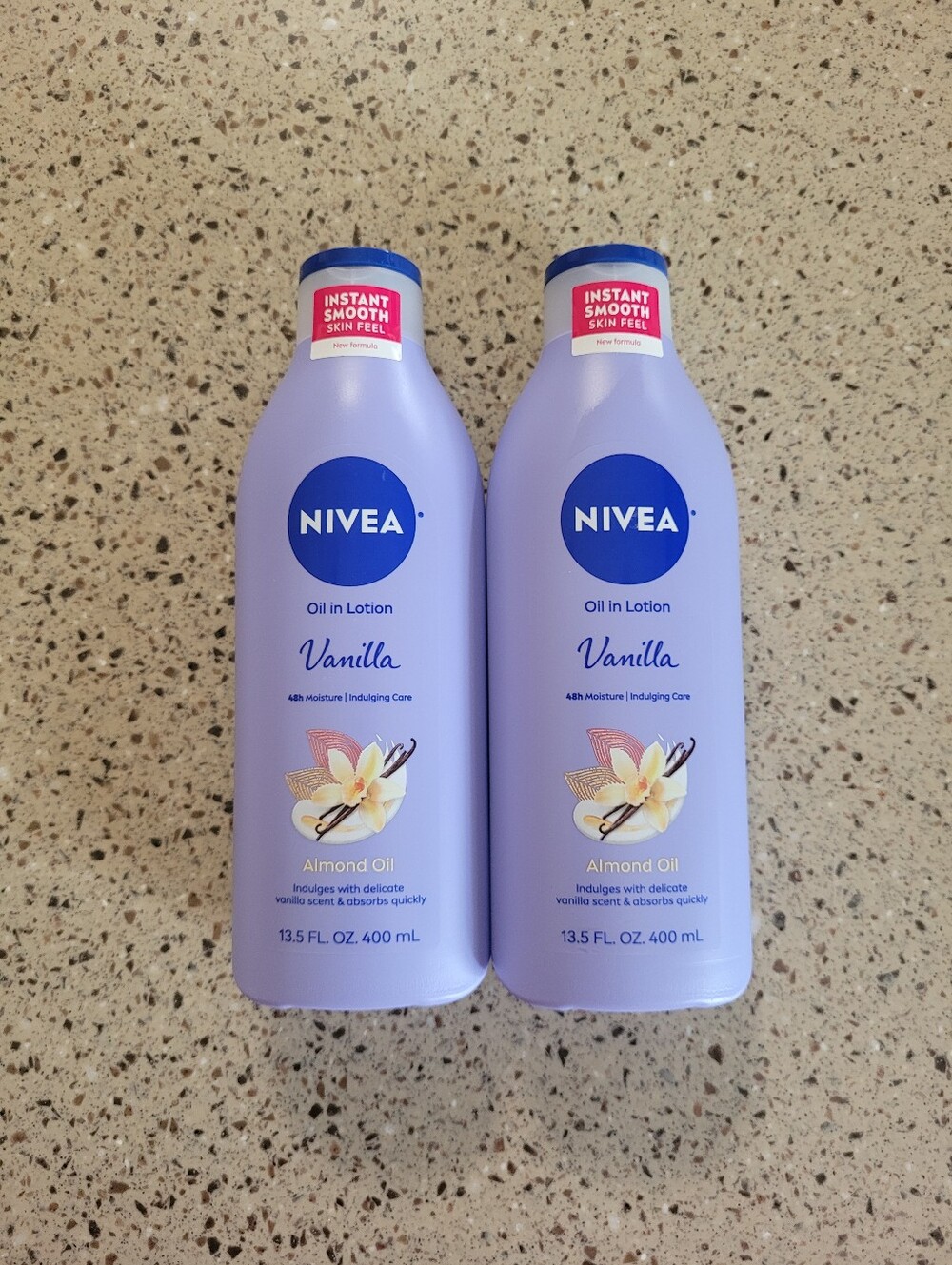 2 NIVEA Oil In Lotion Vanilla Almond Oil Fast Absorbing Moisturizer 13.5 Oz Ea